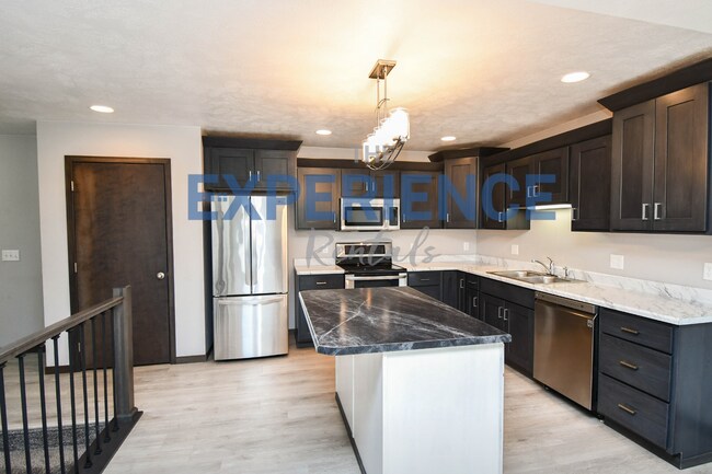 Photo - 3704 S Outfield Cir