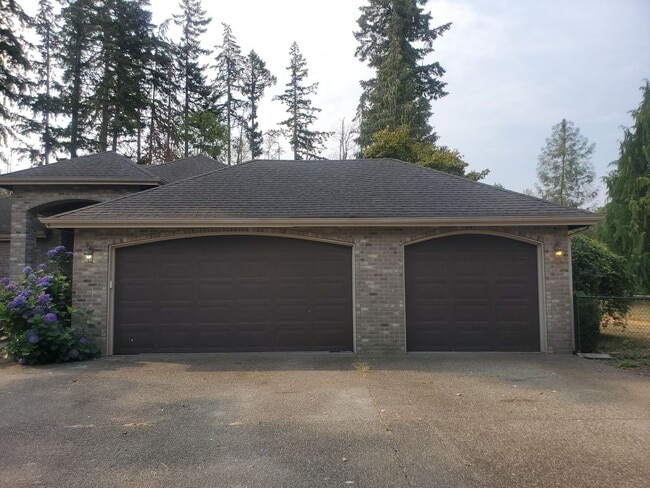 Photo - Short Term Lease Available