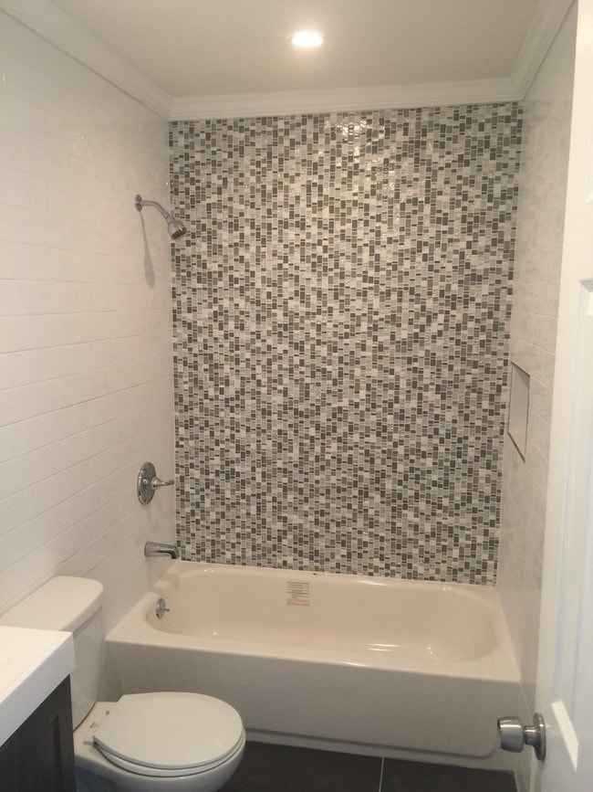 Photo - 9001 Farragut Rd