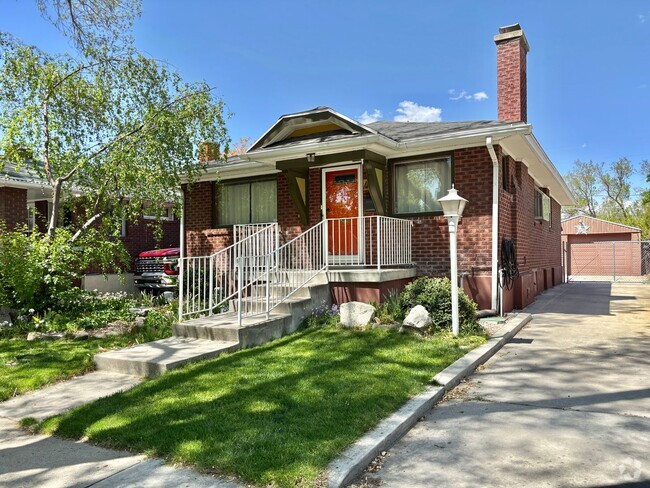 Building Photo - Beautiful Renovation in Liberty Wells! Rental