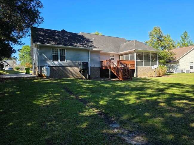 Photo - 345 Farina Dr