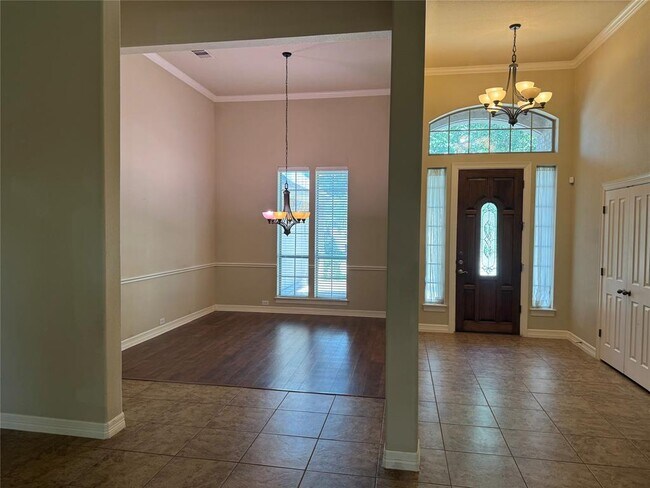 Photo - 1220 Pine Forest Cir