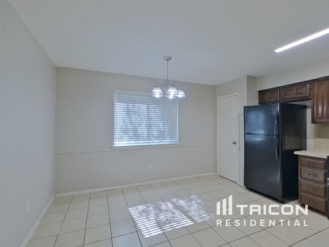 Photo - 713 Cavendish Dr