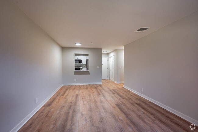 93 Richards Ave - 2BD 2BA - Living Room