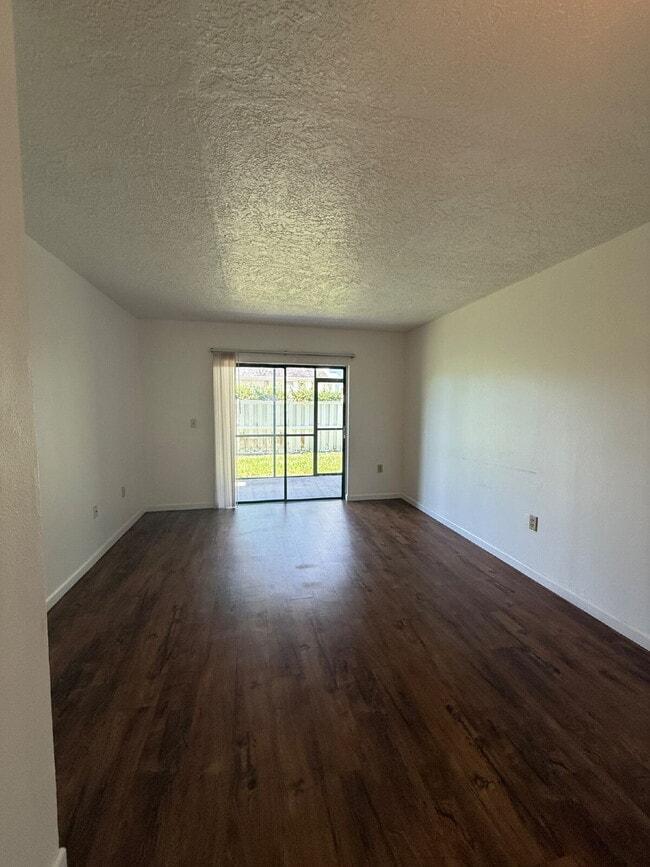 Photo - 2 bedroom, 2 bathroom in College Pines! Unit 905