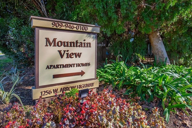 Photo - Mountain View Apartment Homes