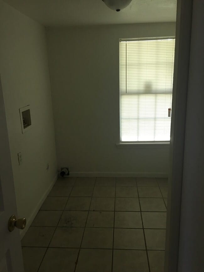 Photo - 902 N 27th St