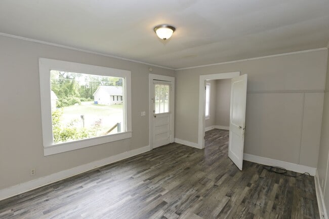 Photo - Cozy 1 Bedroom and 1 Bath house near JSU!