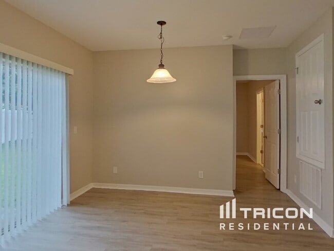 Photo - 4925 Rockvale Dr