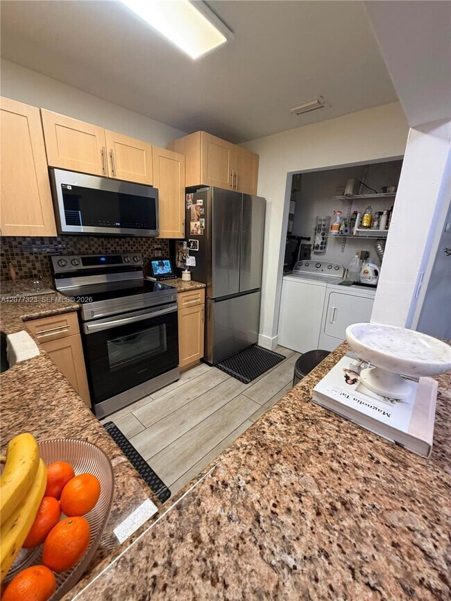 13241 SW 17th Ln Unit 23-3