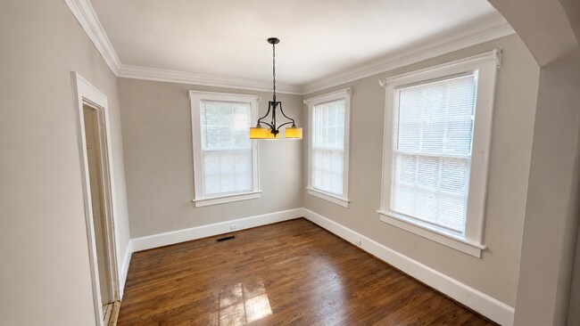 Photo - 2 Story Cloverdale Historic Duplex Unit 2037