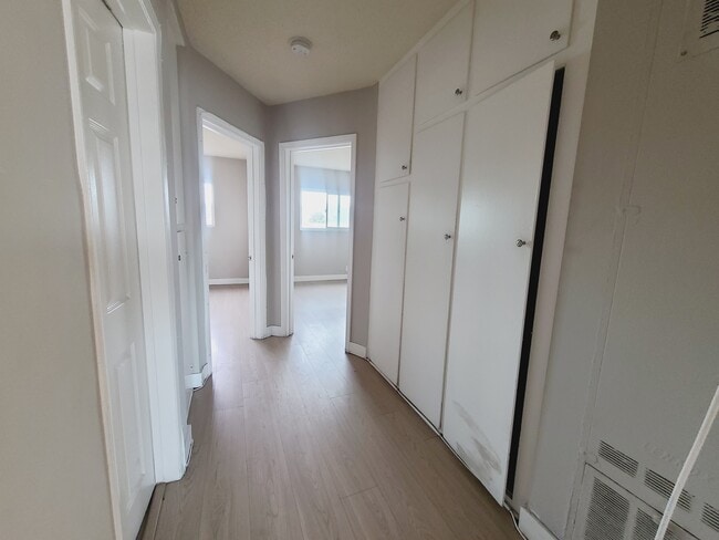 Photo - 8720 Orion Ave Unidad 21