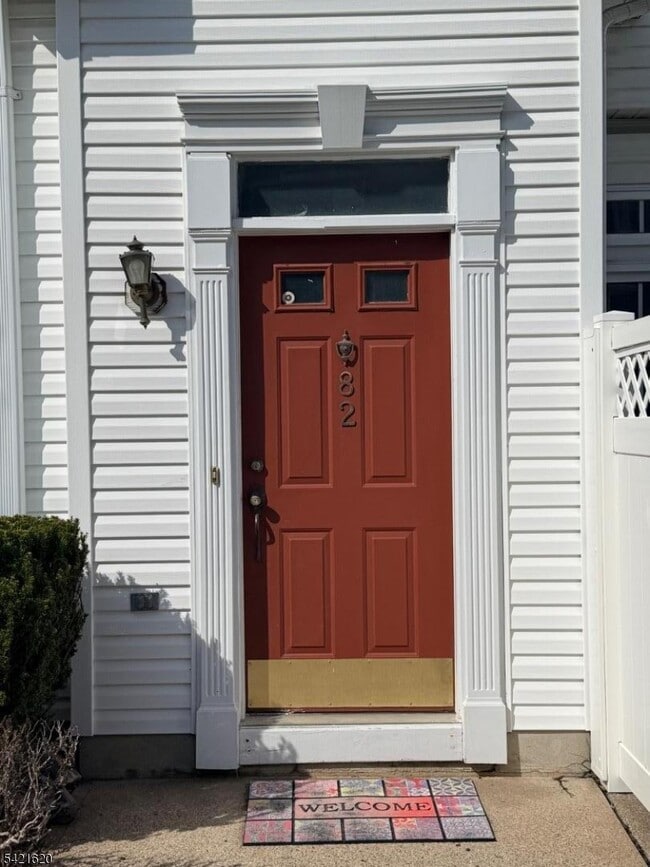 Photo - 82 Hancock Dr