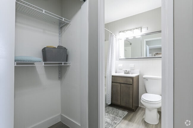 1 Bed/ 1 Bath