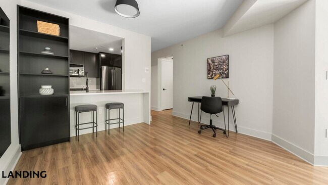 1550 Clarendon Blvd Unit 105