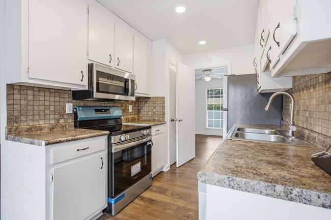 7150 Santa Barbara St