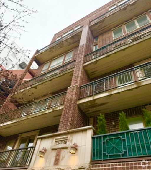 Building Photo - 1347 N Sedgwick St Rental