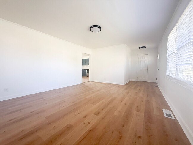 Photo - Pet-Friendly 3-Bedroom Home with Fenced Yard & Large Deck Near Downtown Livingston