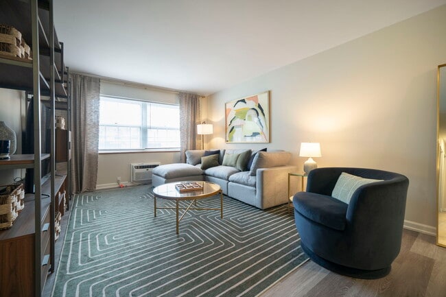 Waters House Apartments - Waters House Apartments
