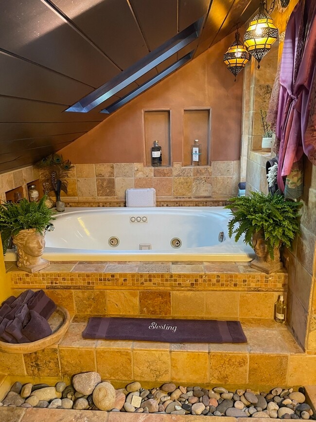 Spa Bathroom - 2038 N Las Palmas Ave Apartments Unit 2038 LLP