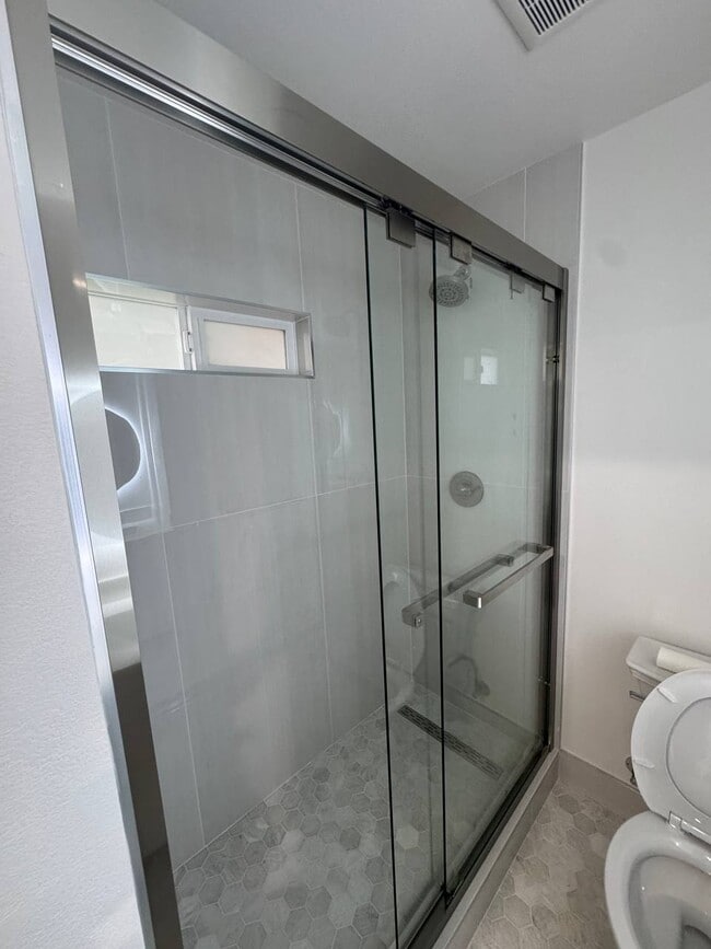 Photo - 2714 Jones Rd Unidad 1