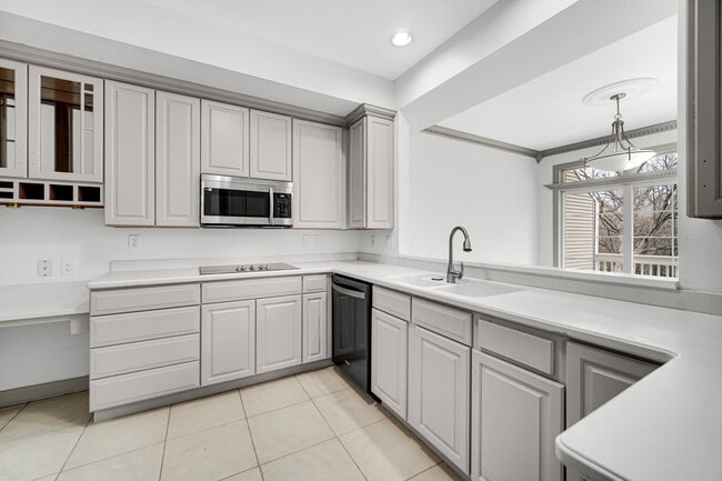 Photo - 4418 N Johnsburg Rd