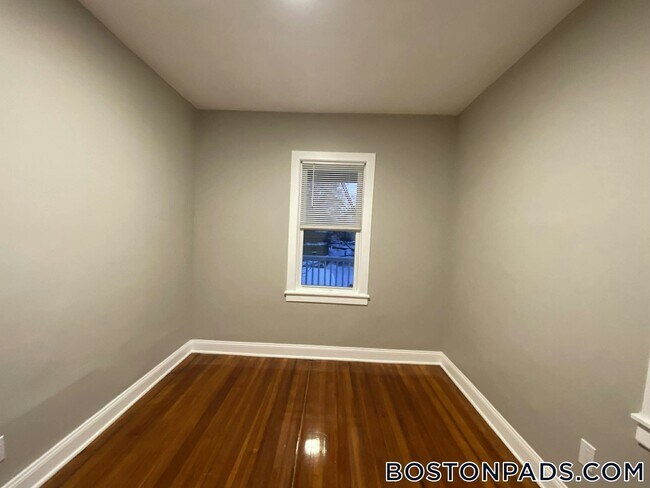 Photo - 1238 Blue Hill Ave Unidad 2