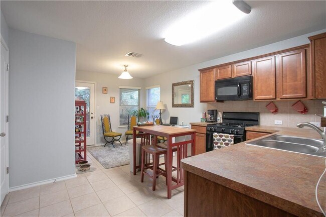 Photo - 11005 Short Springs Dr