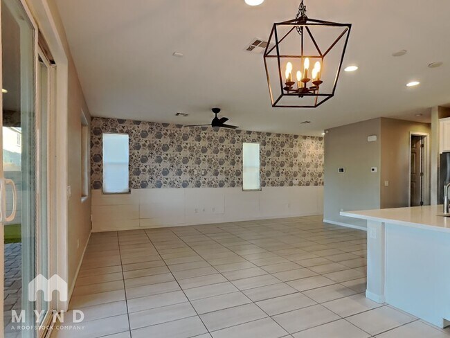 Photo - 5709 Justin Robert St