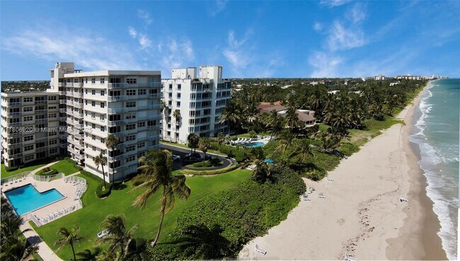 Photo - 1069 Hillsboro Mile Condo Unit 203