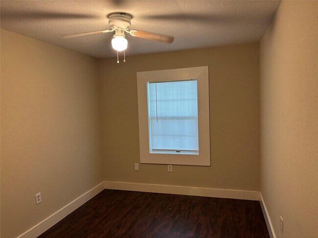 Photo - 2118 N 8th St
