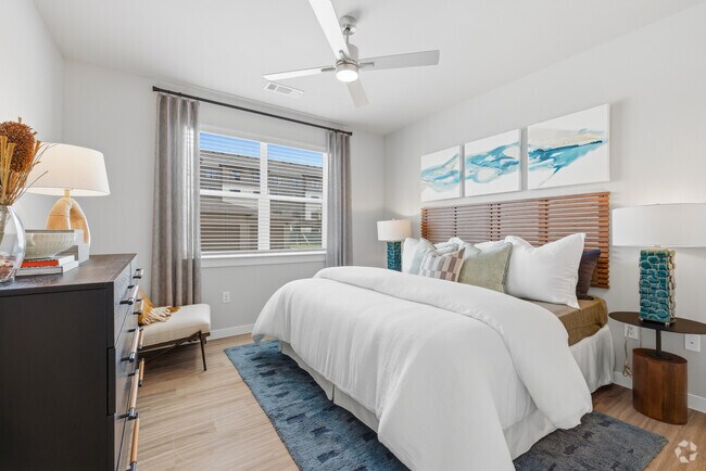 B3 2BR, 2BA - 1236SF - Bedroom