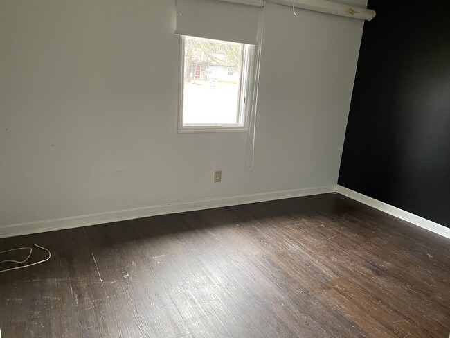 Photo - 110 Bratton St