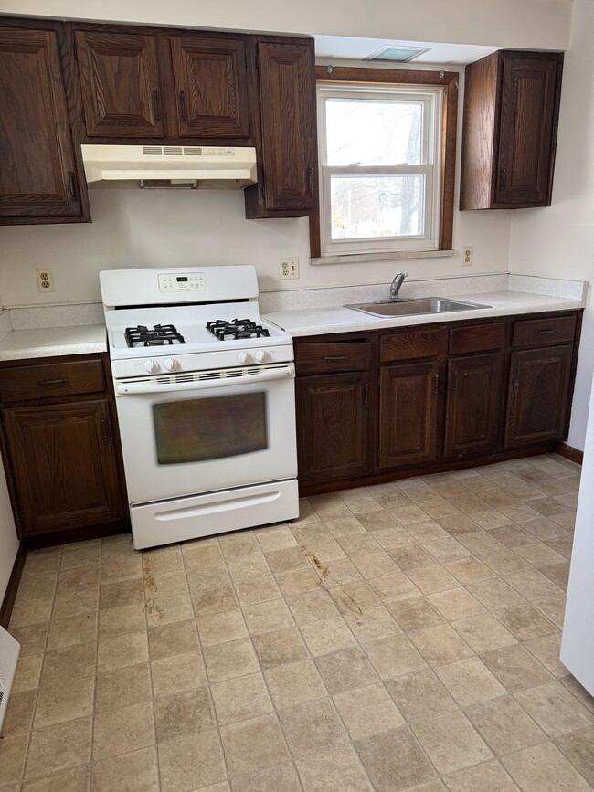 Photo - 918 Powell Ave Unit 3