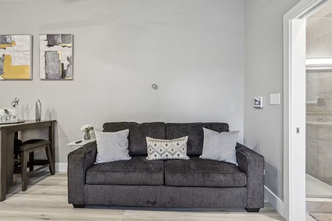 Photo - 2502 Sam Wilson St