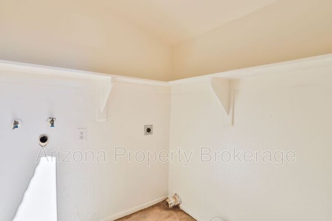Photo - 6132 E Greenway St