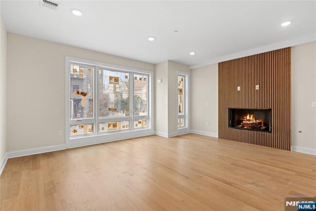 Photo - 45 Lincoln Ave