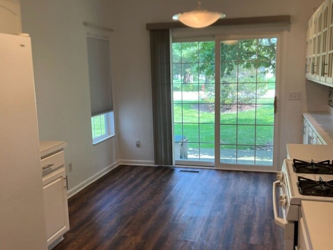 Photo - 591 Azalea Cir