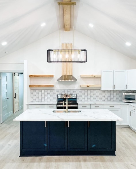 Photo - 3211 N Central St