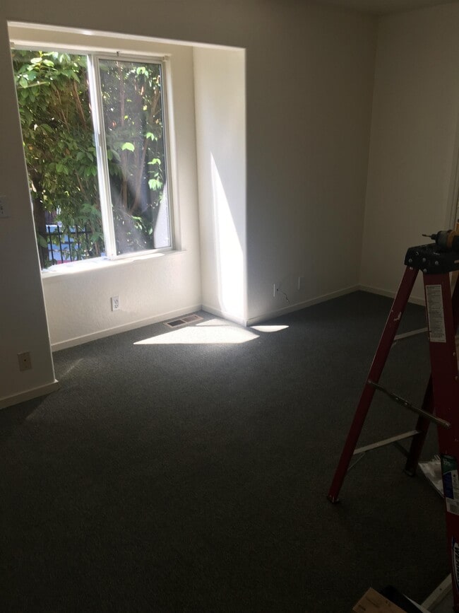 Photo - 149 Hunolt St