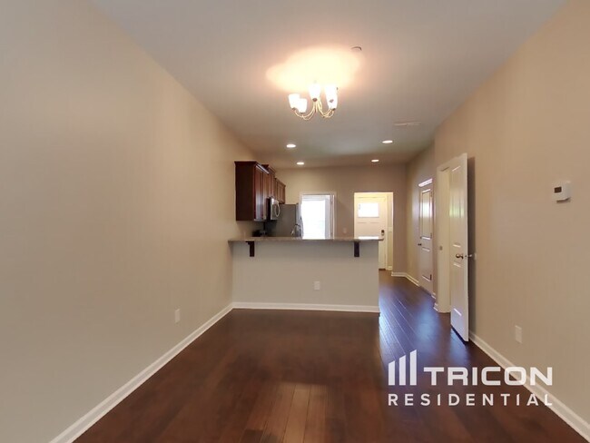 Photo - 133 Hickory Station Ln