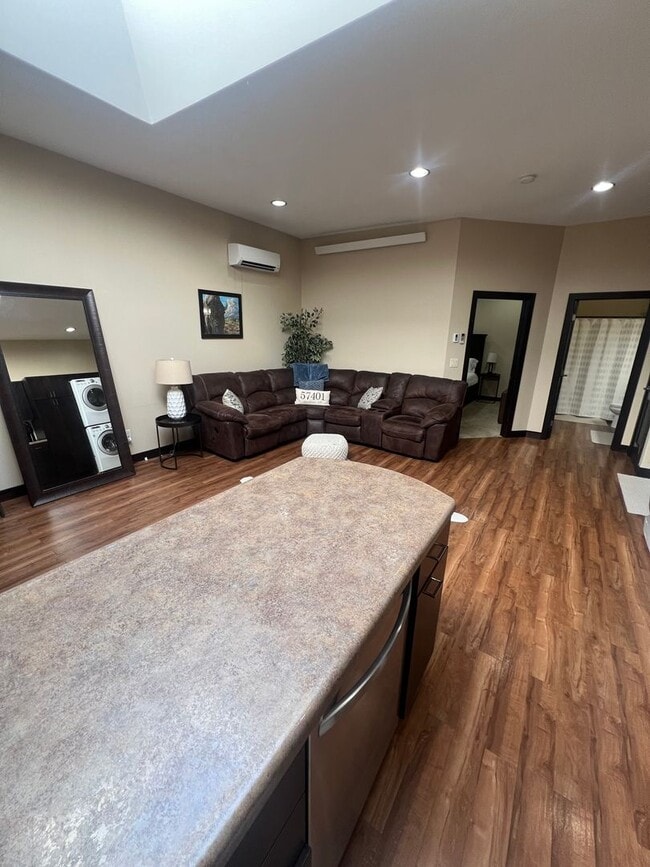 Photo - Downtown Condos AirBnb Unit Condo AirBnb - 2