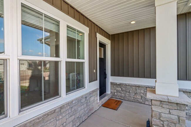 Photo - 807 Lynn St