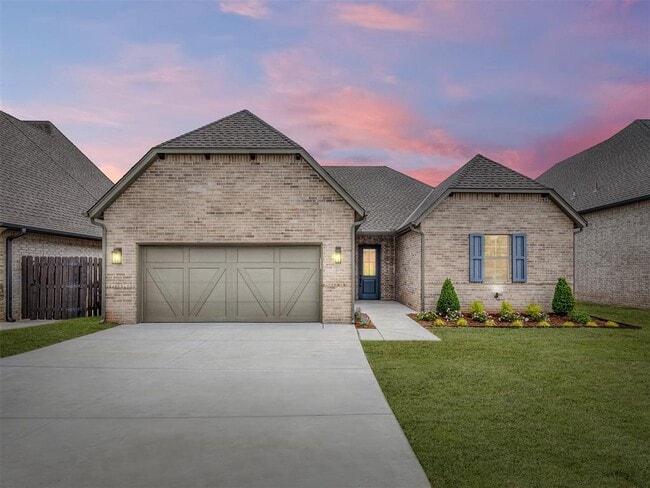 Building Photo - 2600 Woods Edge Dr