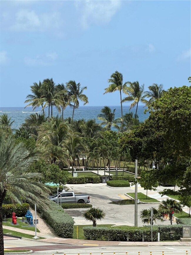 Building Photo - 1849 S Ocean Dr Unit 508