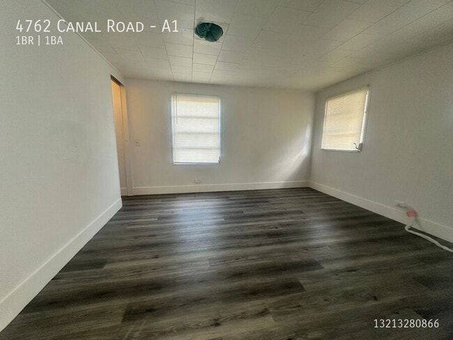 Photo - 4762 Canal Rd Unit A1