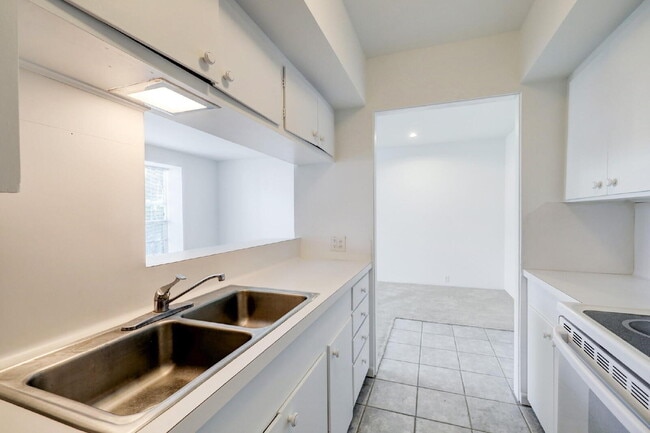 Photo - Prime Location in the Museum District Unit #29