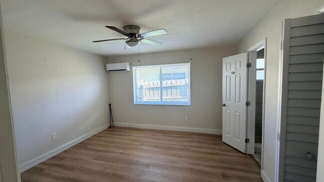 Photo - 800 Moffett St Unit 3