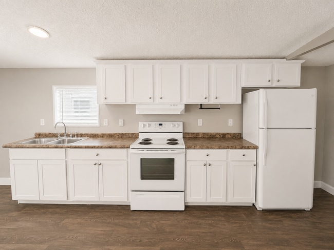 Photo - Freshly Mobile Home in Quiet Community Unit 15