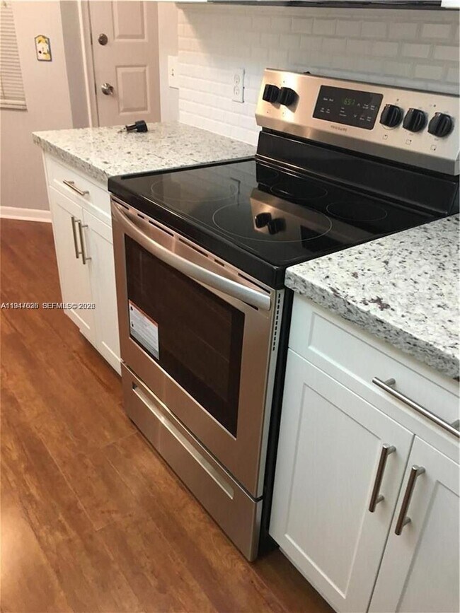 Photo - 1400 SW 124th Terrace Unit 403Q